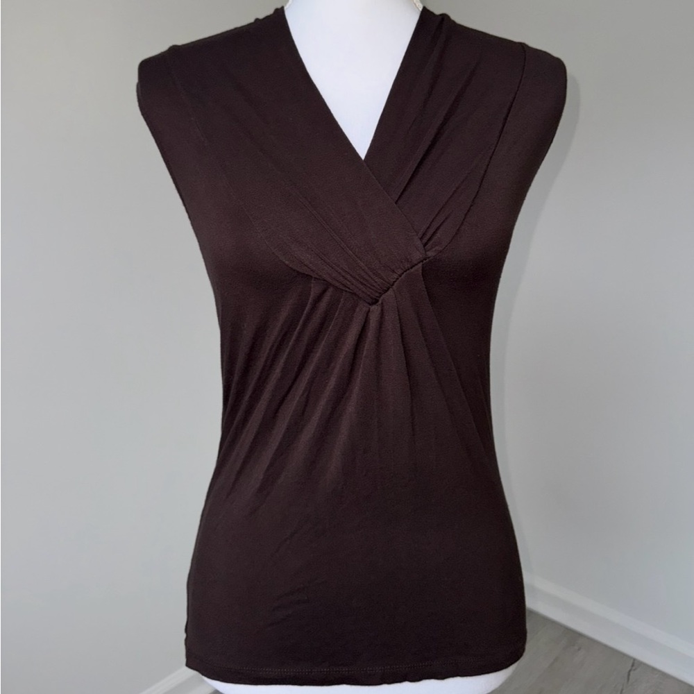 Willi Smith Brown Sleeveless Wrap Top Women’s Small V Neck Fitted